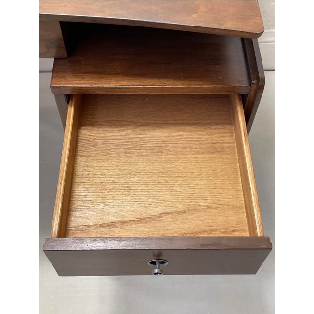 1960s Mid Century Modern Mainline Hooker Walnut Double Pedestal Floating Top Desk For Sale - Image 12 of 12