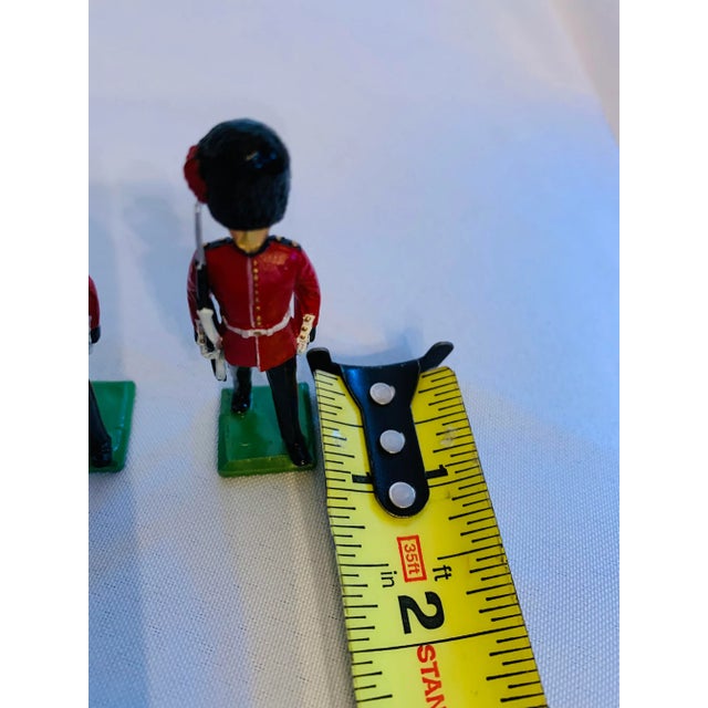 Metal Mid 20th Century Churchill’s Miniature Scots Guards Figures in Original Box, Made in Scotland - Set of 6 For Sale - Image 7 of 13