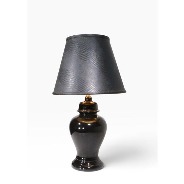 Mid 20th Century 1970s Asian Modern Ginger Jar Form Ceramic Black Table Lamp For Sale - Image 5 of 8