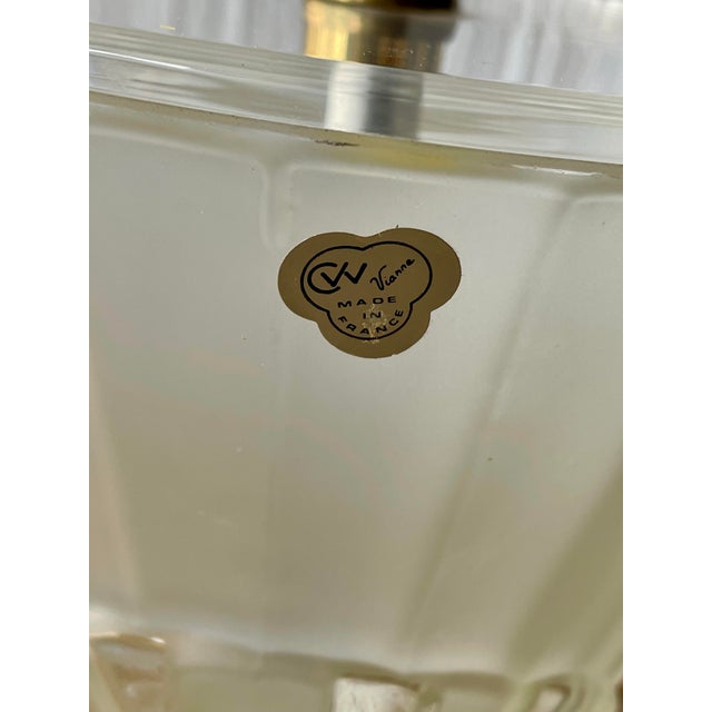 Plastic CVV Vianne France Mid Century Deco Lucite Bird Peacock Pheasant Table Lamp For Sale - Image 7 of 12