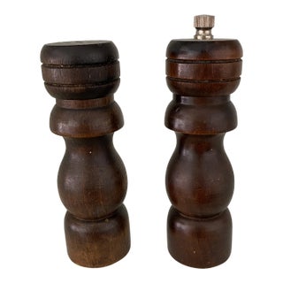 1970s Vintage - Wood and Metal Salt and Pepper Shaker - Set of 2 For Sale