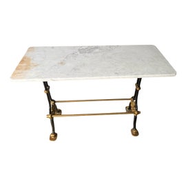 Example of Outdoor Cocktail Tables