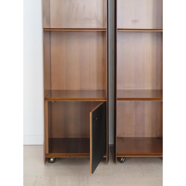 1970s Artona Series Bookcases in Wood and Leather by Afra & Tobia Scarpa for Maxalto, 1970s, Set of 2 For Sale - Image 5 of 15