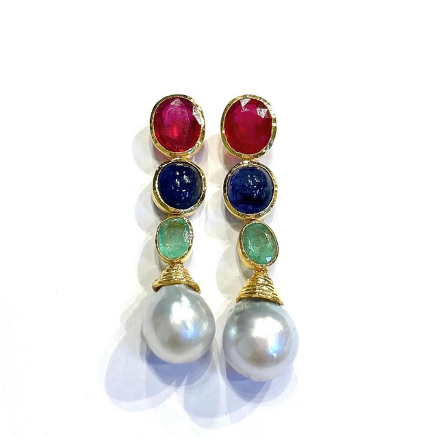 Metal Bochic “Orient” Ruby, Emerlad & Sapphire Pearls Earrings Set 18K Gold & Silver, 2 pieces For Sale - Image 7 of 11