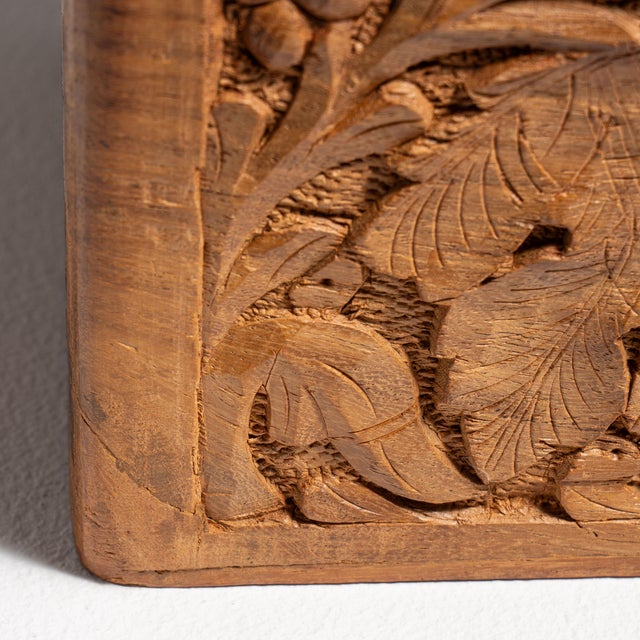 20th Century French Amber Hand-Carved Wood Jewelry Box For Sale - Image 11 of 15