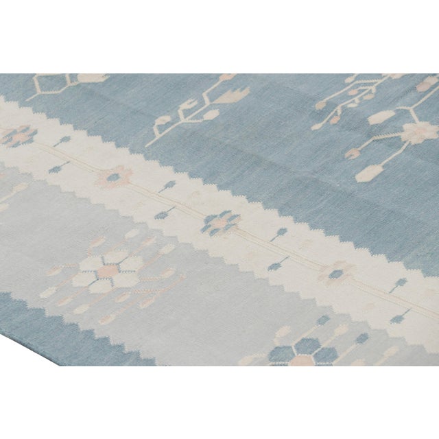 Rug & Kilim’s Contemporary Dhurrie Rug, Ice Blue With White Floral Medallions For Sale In New York - Image 6 of 8