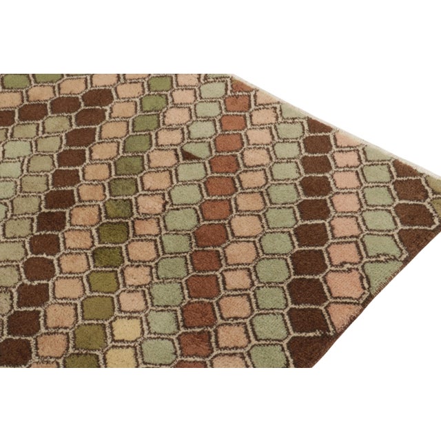 1960s Vintage Art Deco Rug in Beige-Brown, Pink and Blue Honeycomb Diamond Pattern For Sale - Image 5 of 7