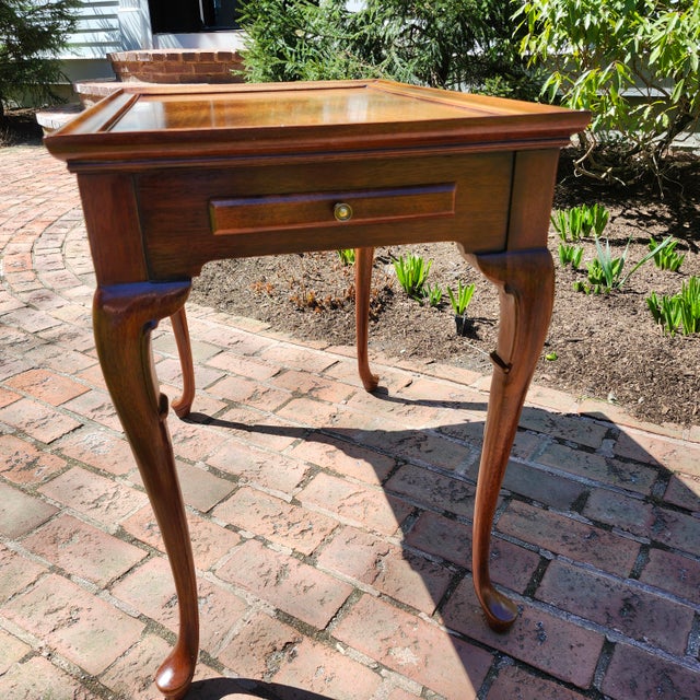 1980s Mahogany Queen Anne Tea Table by Hickory Chair