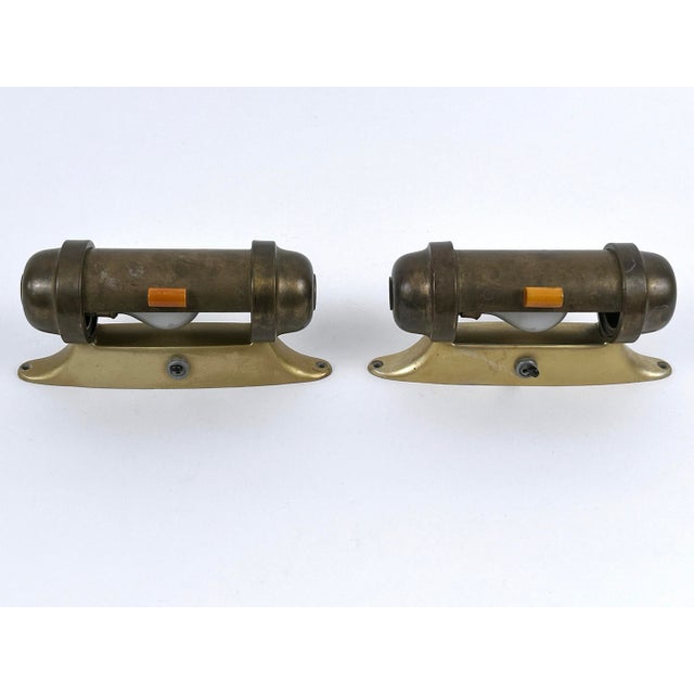1930s Bauhaus Streamline Sub-Marine Cabinet Sconces, Germany, 1930s, Set of 2 For Sale - Image 5 of 18