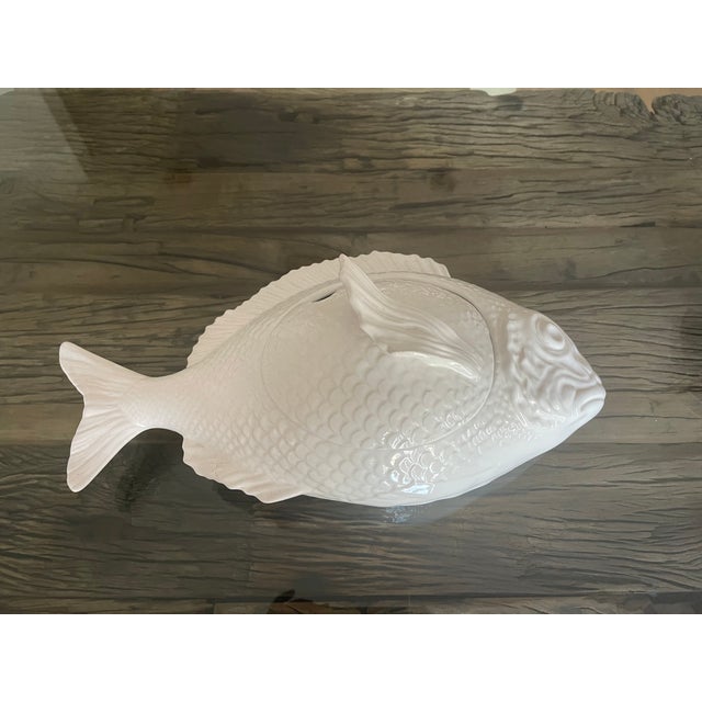 White majolica Bordallo Pinheiro Portugese fish soup tureen, 16” long.