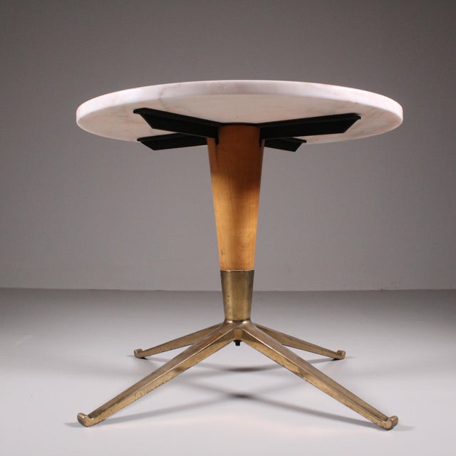 Mid-Century Modern Coffee Table in Wood and Brass, 1950 For Sale - Image 3 of 8