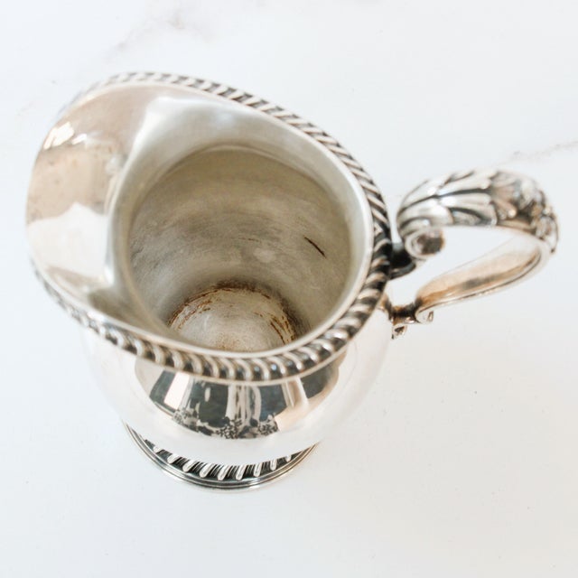 English St James Pair Silver Plate Creamer & Sugar/Large For Sale - Image 3 of 5