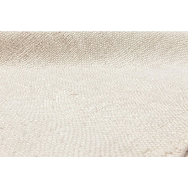 Modern Contemporary Mirage Solid White Flat-Weave Wool Rug by Doris Leslie Blau For Sale - Image 3 of 6