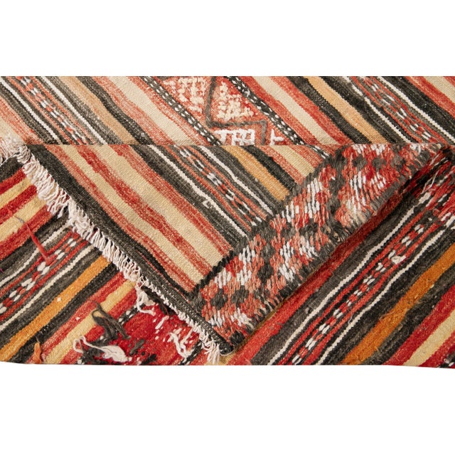 Traditional Mid-20th Century Vintage Kilim Rug 4' 8" X 8' 7'' For Sale - Image 3 of 13