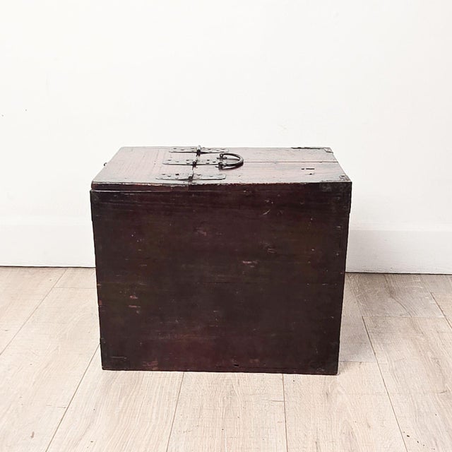 19th Century 19th Century Japanese or Korean Shopkeeper's Chest For Sale - Image 5 of 9