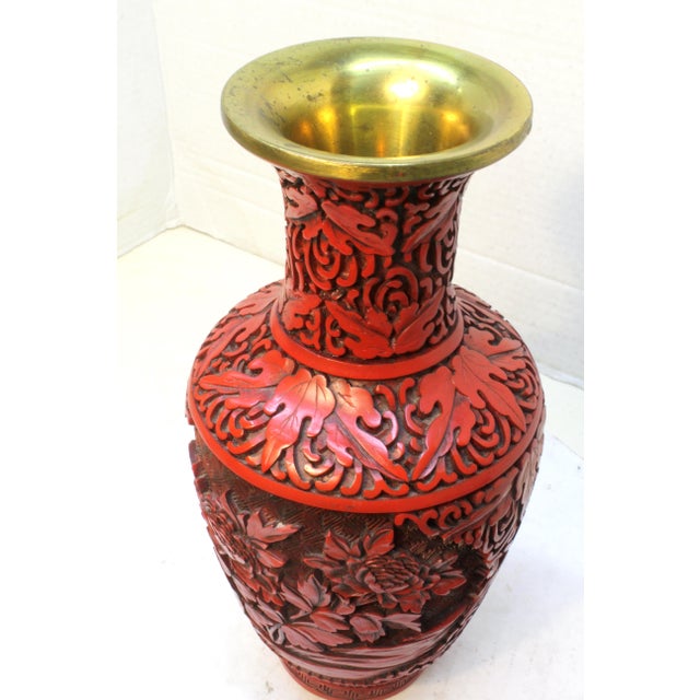 1980s Floral Cinnabar-Style MCM Asian Revival Style Molded Baluster Vase For Sale - Image 14 of 18