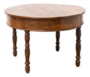 Round Table in Walnut Wood