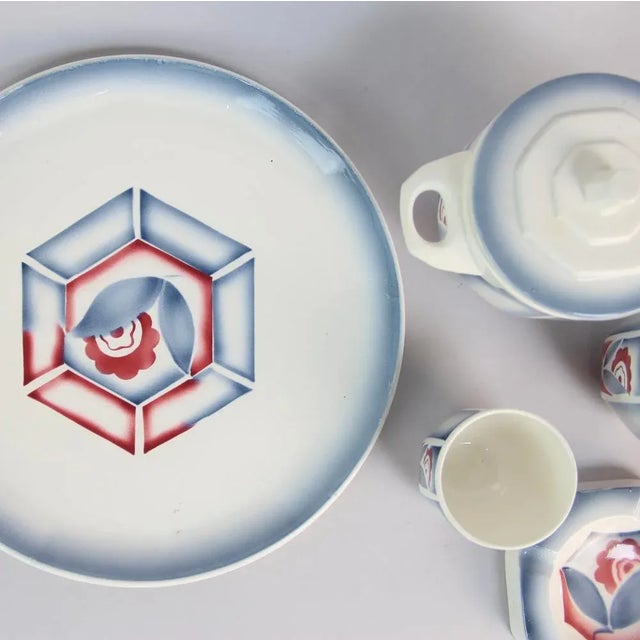 1930s French Art Deco Smoker Set in Dijon Sarreguemines Ceramics, Set of 5 For Sale - Image 5 of 8