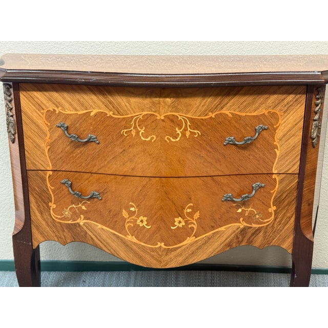 French Louis XV Style Chest of Drawers For Sale - Image 3 of 12