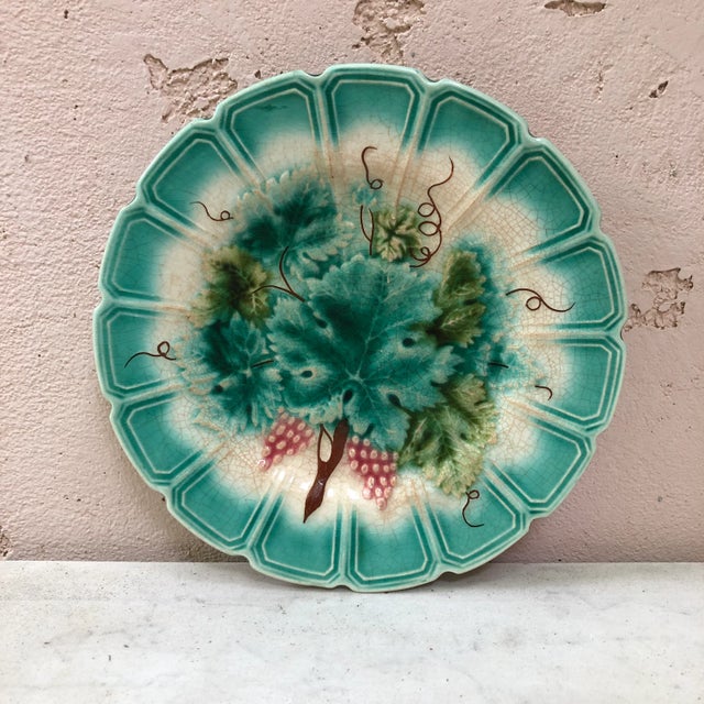 Green 19th Century Majolica Leaves Plate Sarreguemines For Sale - Image 8 of 8