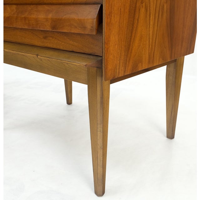 Pair Two Drawers Walnut Mid-Century Modern End Side Night Stands Tables Mint! For Sale - Image 14 of 17