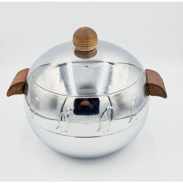 Mid-Century Modern Vintage West Bend Aluminum Co. West Bend Penguin Hot & Cold Server / Ice Bucket For Sale - Image 3 of 10