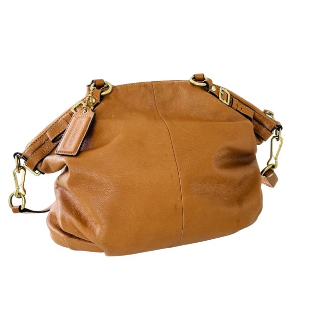 Coach Madison Lindsey Satchel – Luxury Leather Handbag, Pleated Front, Gold Hardware, Structured Designer Shoulder & Crossbody Bag For Sale - Image 6 of 13