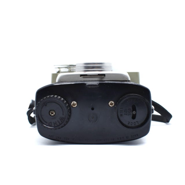 1950s Mid-Century Vintage Kodak Brownie Starmite 127 Film Camera For Sale - Image 5 of 7