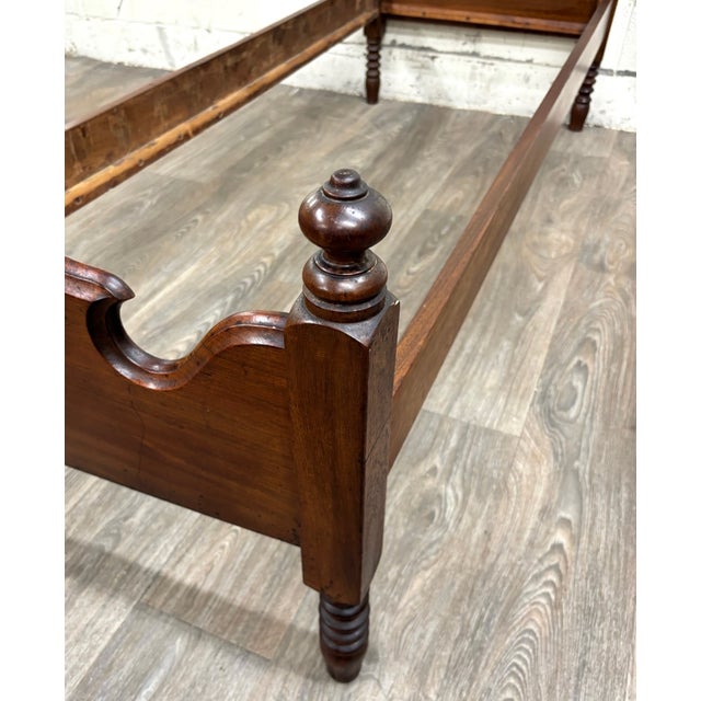 Antique Victorian Late 19th Century Walnut Daybed Youth Bed For Sale - Image 14 of 17