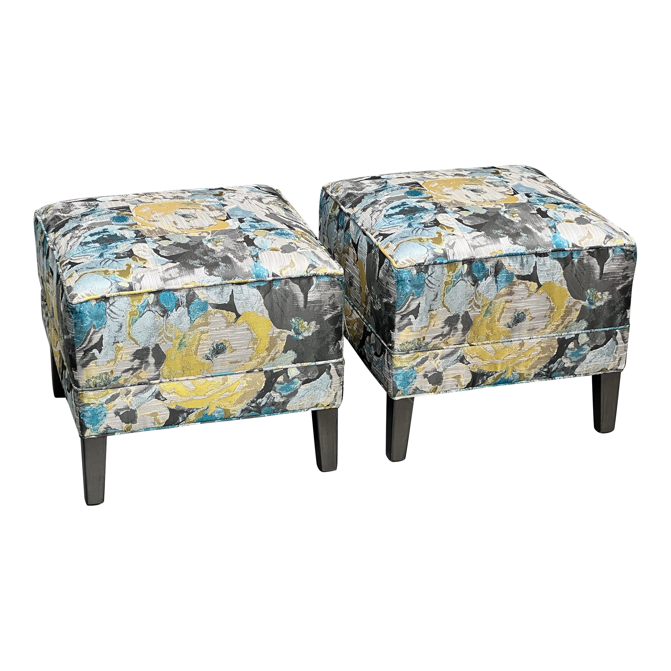 Ethan Allen Nassau Square Ottomans, a Pair - image 0