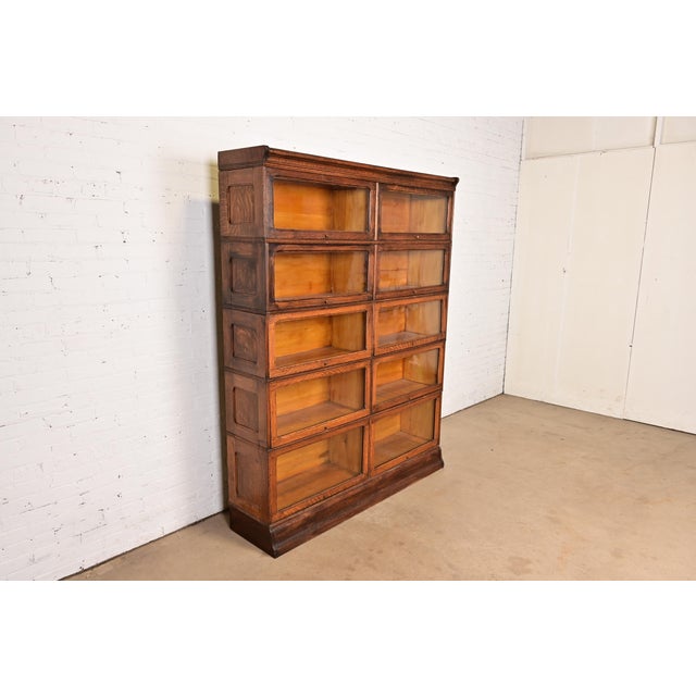 Globe Wernicke Antique Arts & Crafts Tiger Oak Double Five-Stack Barrister Bookcase, Circa 1900 For Sale - Image 4 of 14
