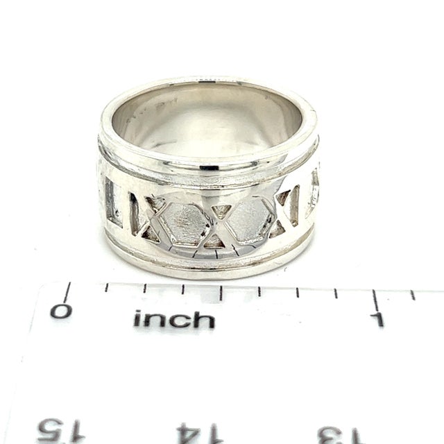 Traditional 1990s Tiffany & Co Authentic Estate Atlas Ring Size 5 Silver 11 mm For Sale - Image 3 of 6