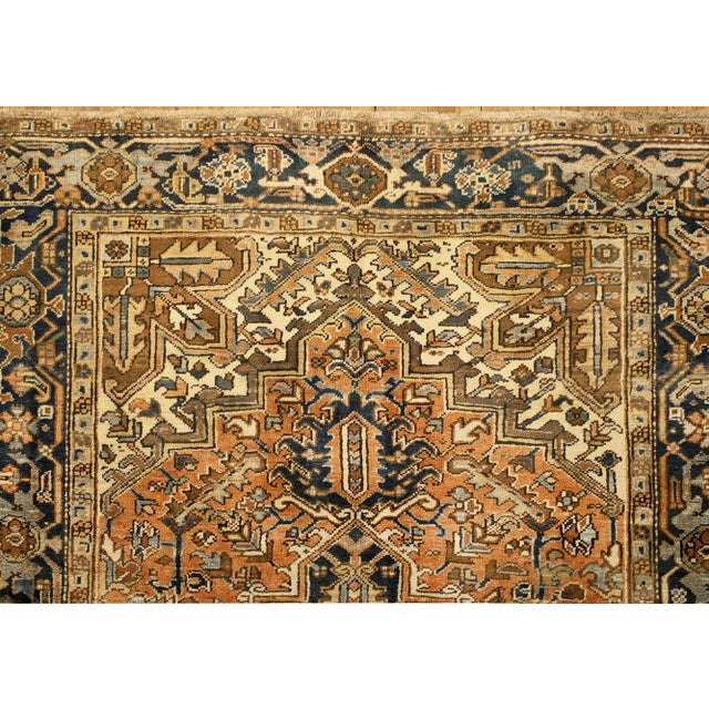 Vintage Persian Decorative Oriental Heriz Rug in Room Size For Sale In New York - Image 6 of 9