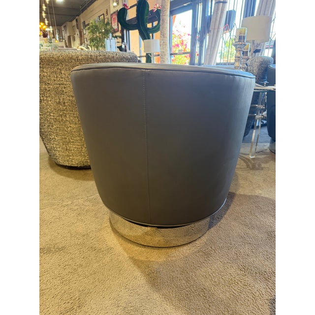 Mid-Century Modern Milo Baughman Gray Leather Chair For Sale - Image 3 of 5