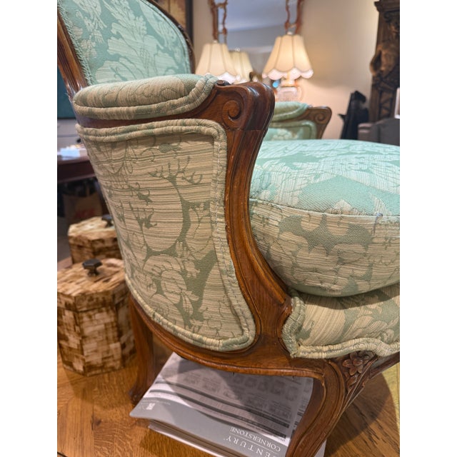 Late 19th Century French Walnut Bergère in Green Cotton Damask For Sale In Los Angeles - Image 6 of 16