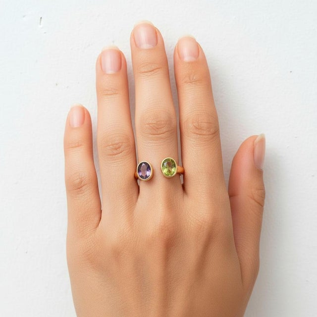 Purple Toi Et Moi Gemstone Ring: Amethyst and Peridot, Size 7.5 For Sale - Image 8 of 11