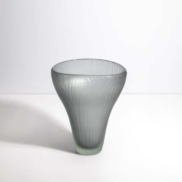 2020s Hand Blown Murano Ghost Vase in Grey Small For Sale - Image 5 of 9