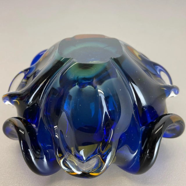 Large Murano Glass Floral Bowl, Italy, 1970s For Sale - Image 13 of 16