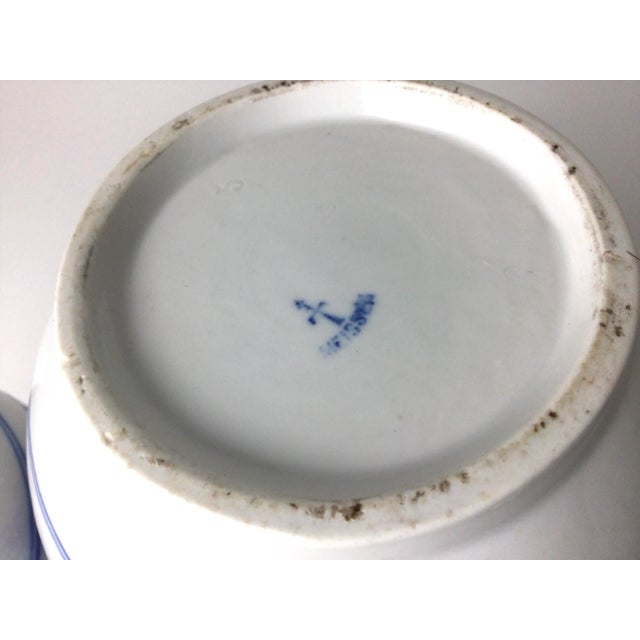 Antique Meissen Porcelain Blue Onion Coffee Pots- a Pair For Sale - Image 10 of 11