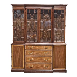 1980s Henkel Harris Mahogany Breakfront China Cabinet Two Pieces Top Illuminated #29 Stain For Sale
