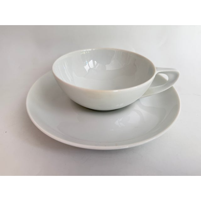 Rosenthal Vintage Drop Tea Cup and Saucer by Luigi Colani for Rosenthal Studio Linie, Germany, 1980s, Set of 2 For Sale - Image 4 of 4