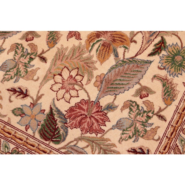 Renaissance Floral 1990's Pak-Persian Ivory/Pink Wool Rug - 6'0'' X 9'2'' For Sale - Image 3 of 9