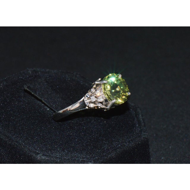 Green Late 20th Century Certified Natural 3.74cts vs Diamond Peridot Solid Platinum Dinner Cocktail Ring, Size 9 For Sale - Image 8 of 12