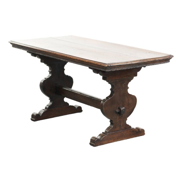 Antique Italian Dining Table in Walnut, 1500s For Sale
