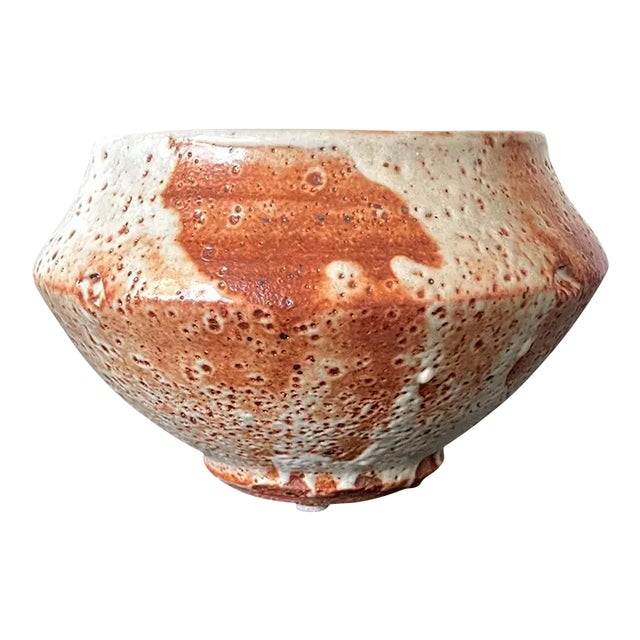 American Studio Ceramic Bowl in Shino Glaze by Warren MacKenzie For Sale
