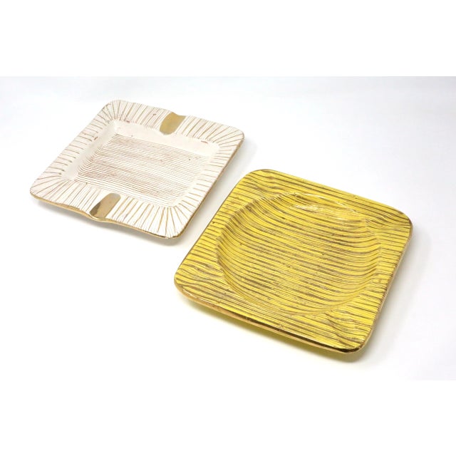 Vintage Italian Square White/Gold and Yellow/Gold Ceramic Made in Italy Ashtrays - a Pair For Sale - Image 12 of 12