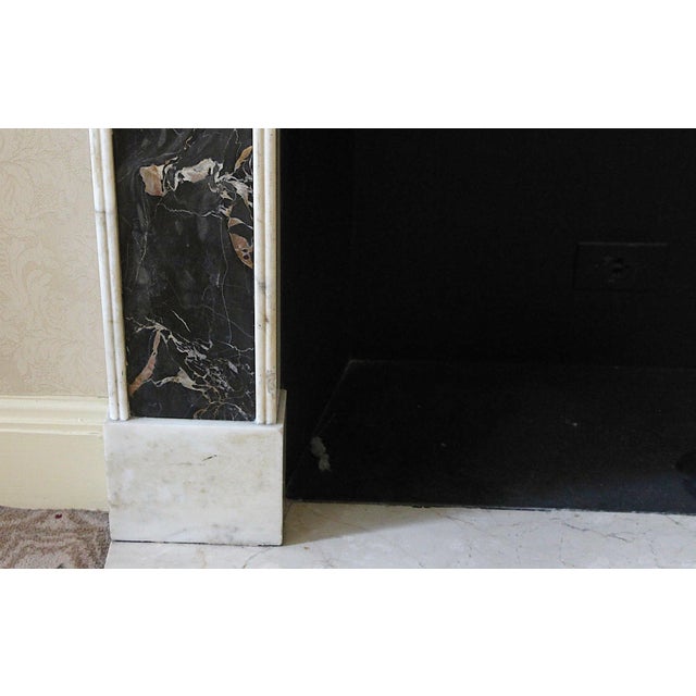 Black Waldorf Astoria English Regency Marble Mantel With Cherub Figures For Sale - Image 8 of 13