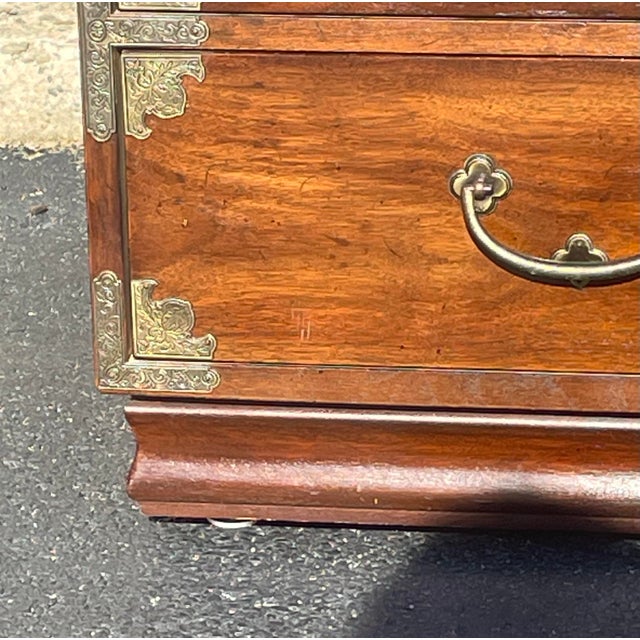 Rare Vintage Henredon Campaign 6 Drawer Chinoiserie Pan Asian Dresser For Sale In Philadelphia - Image 6 of 8