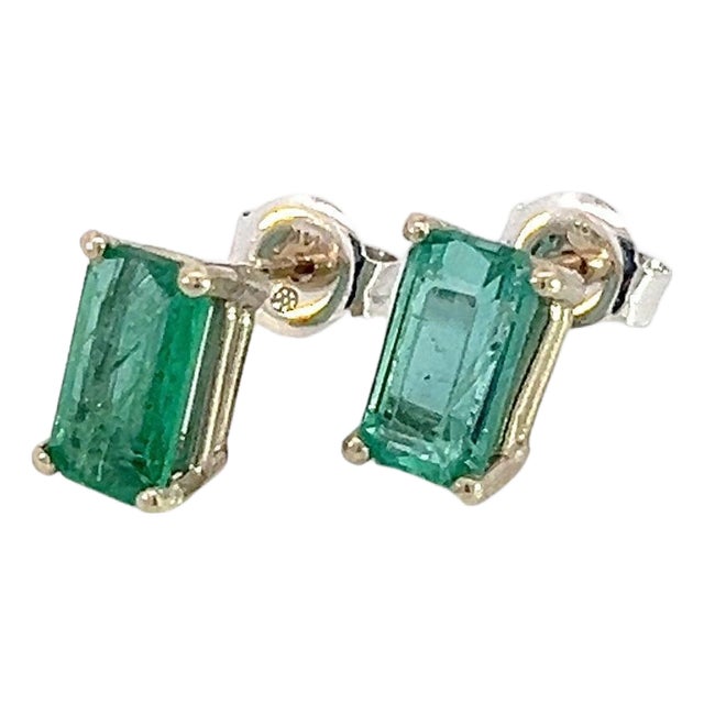 Natural Emerald Stud Earrings 14k White Gold 1.25 Cts Certified For Sale