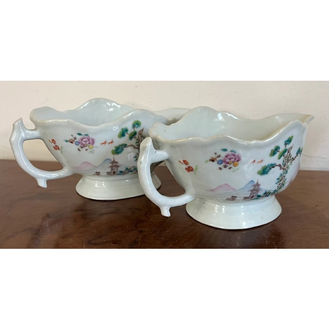 Antique 18th Century Chinese Export Qianlong Porcelain Sauce Boats in Famille Rose Glaze Circa 1750 - a Pair For Sale - Image 4 of 12